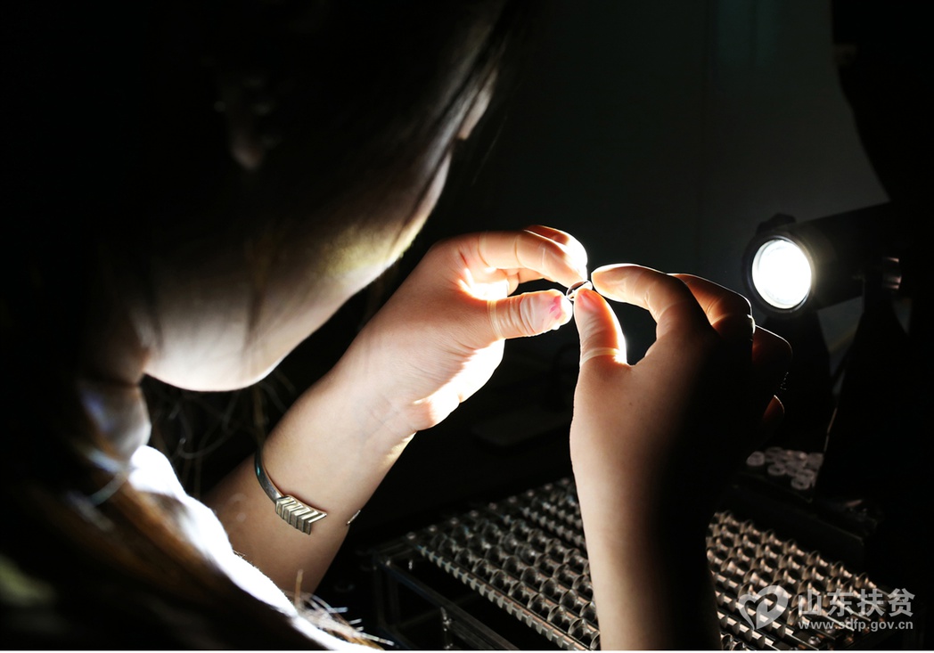 ������½Ȧ����¥��